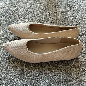 Pointed-Toe Knit Slip-On Flats in Light Beige - never worn